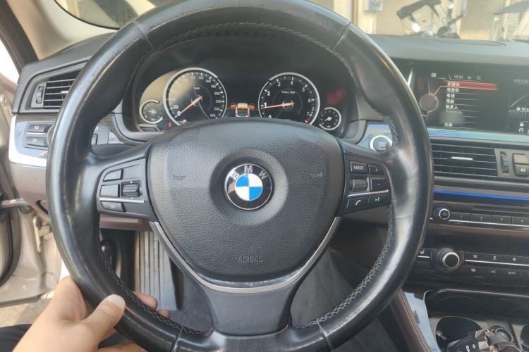 Used BMW 5 Series 2017 525Li Luxury Design Package Steering Wheel
