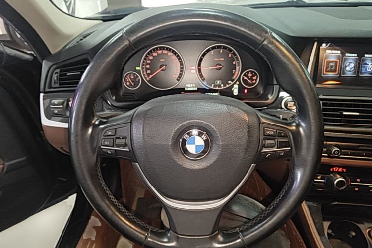 Used BMW 5 Series 2017 520Li Elegant Edition Steering Wheel