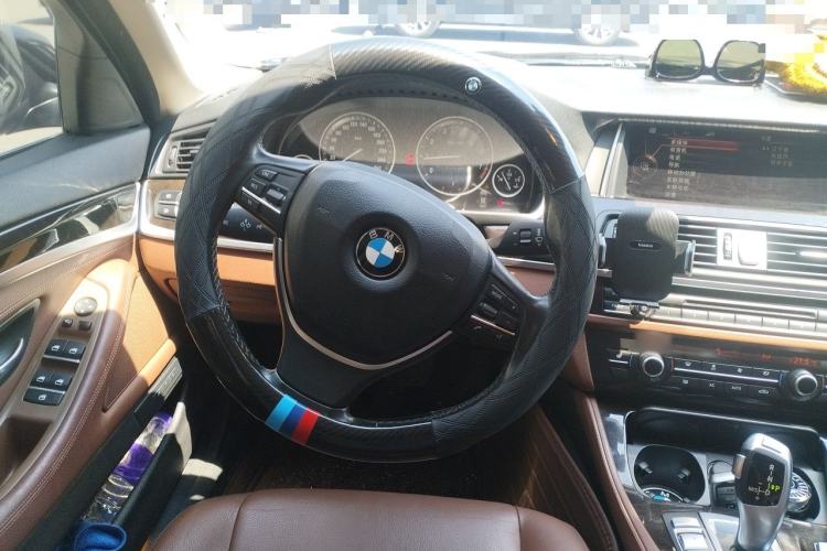 Used BMW 5 Series 2017 525Li Leading Model Steering Wheel