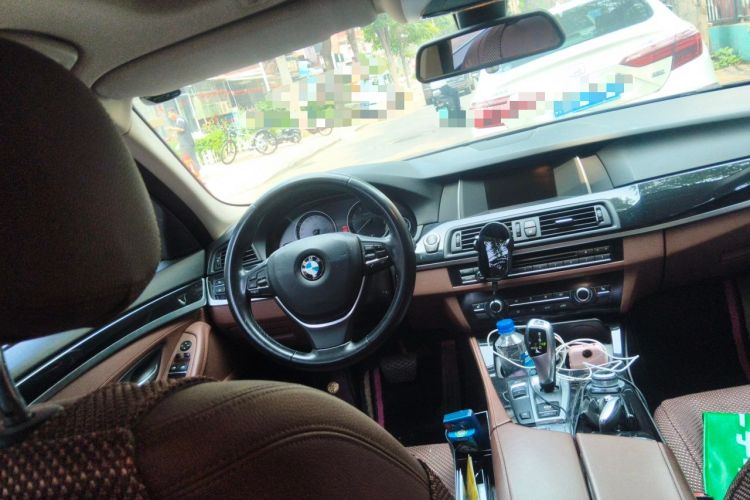 Used BMW 5 Series 2017 520Li Elegant Edition Steering Wheel
