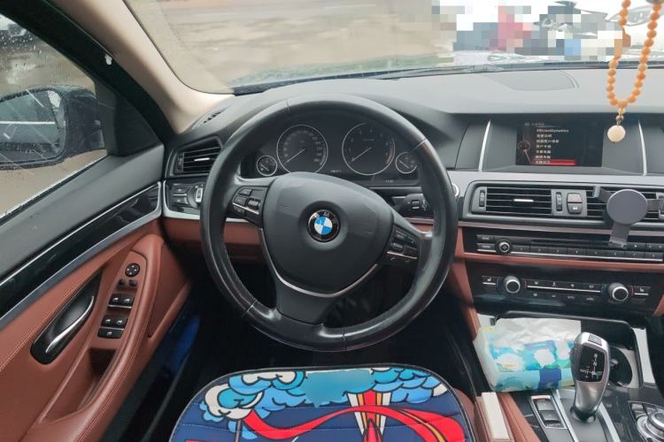 Used BMW 5 Series 2017 520Li Elegant Edition Steering Wheel