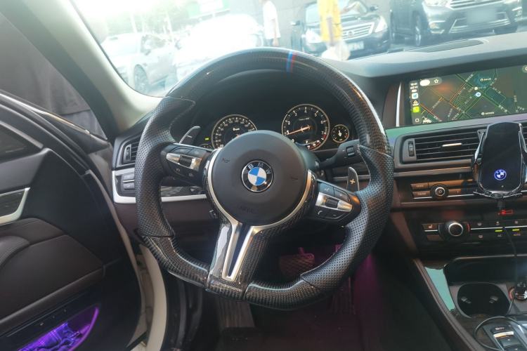 Used BMW 5 Series 2017 525Li Luxury Design Package Steering Wheel