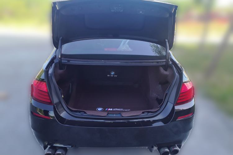 Used BMW 5 Series 2017 525Li Luxury Design Package Trunk
