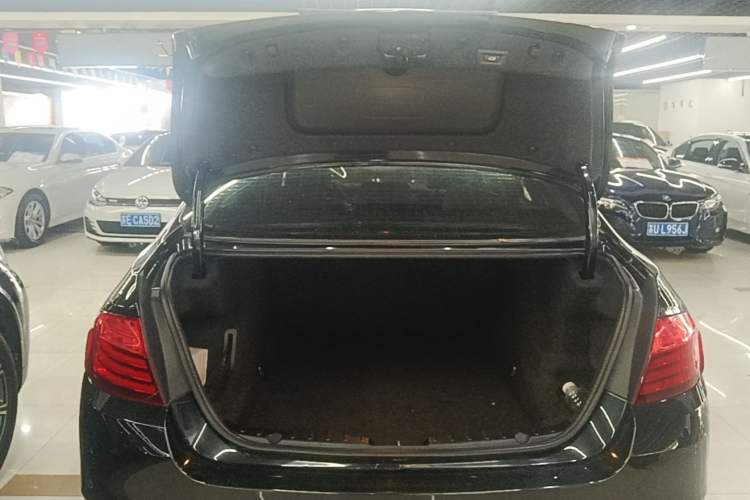 Used BMW 5 Series 2017 520Li Elegant Edition Trunk