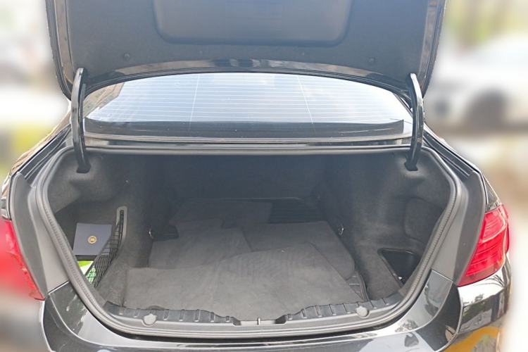 Used BMW 5 Series 2017 525Li Leading Model Trunk