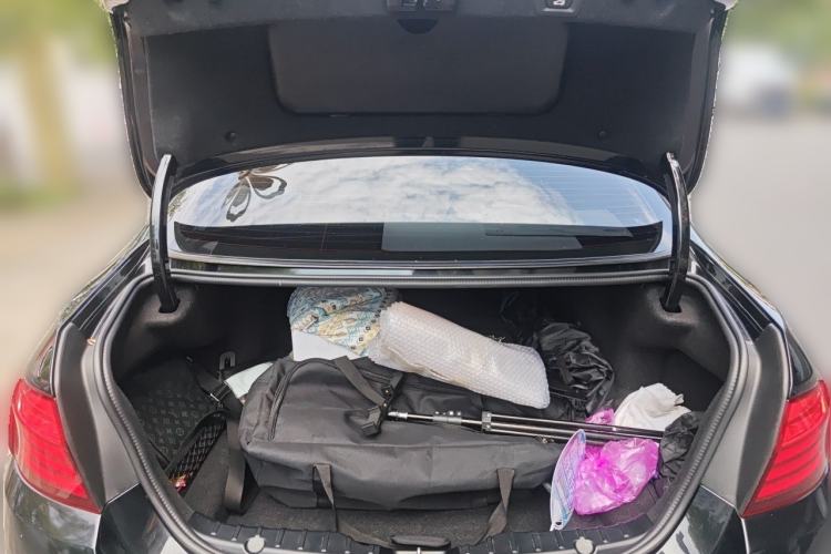 Used BMW 5 Series 2017 525Li Luxury Design Package Trunk