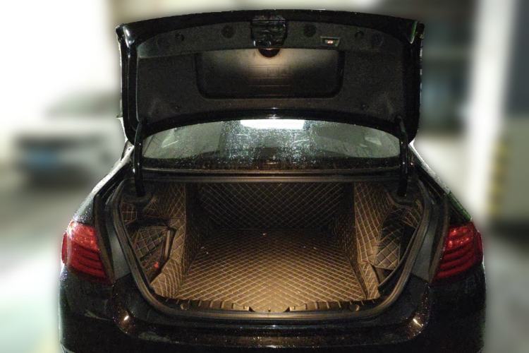 Used BMW 5 Series 2017 525Li Luxury Design Package Trunk