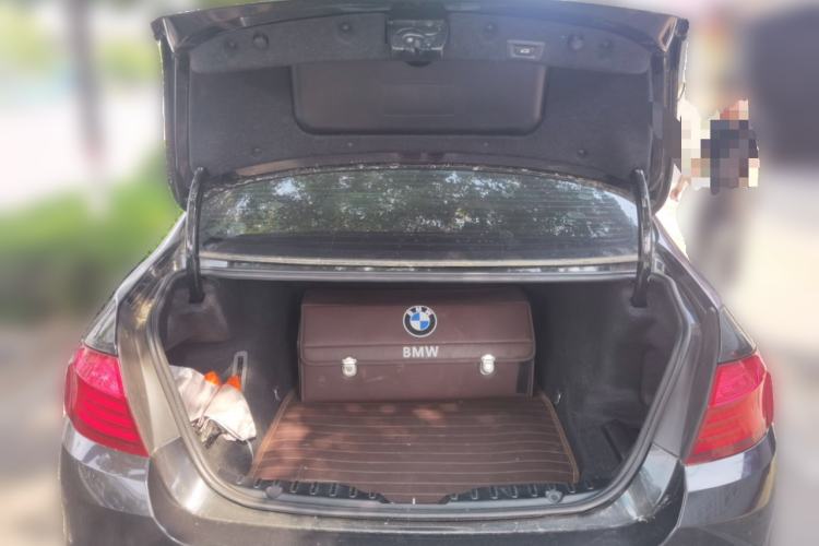 Used BMW 5 Series 2017 525Li Leading Model Trunk