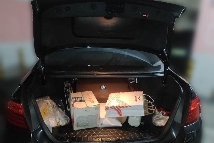 Used BMW 5 Series 2017 525Li Luxury Design Package Trunk