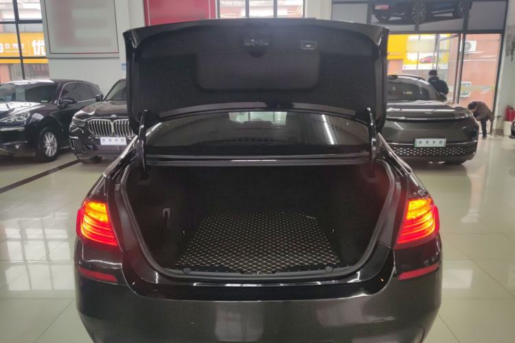 Used BMW 5 Series 2017 520Li Elegant Edition Trunk