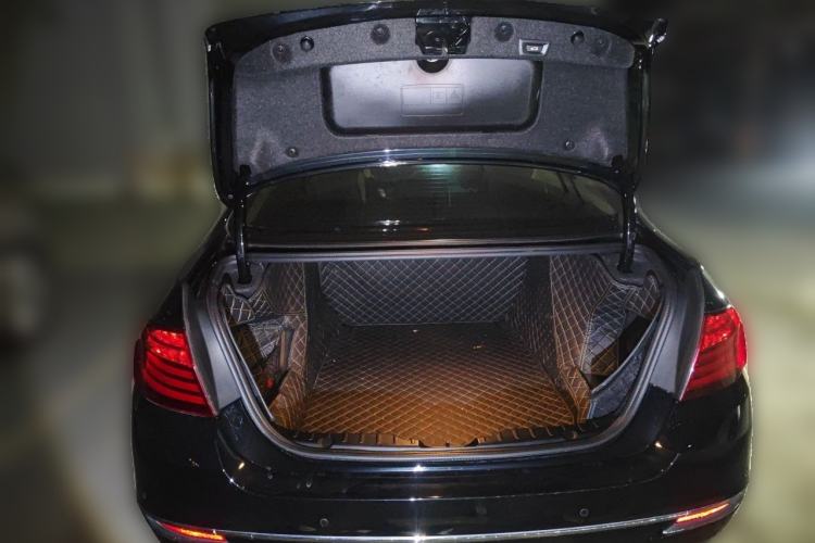 Used BMW 5 Series 2017 525Li Luxury Design Package Trunk