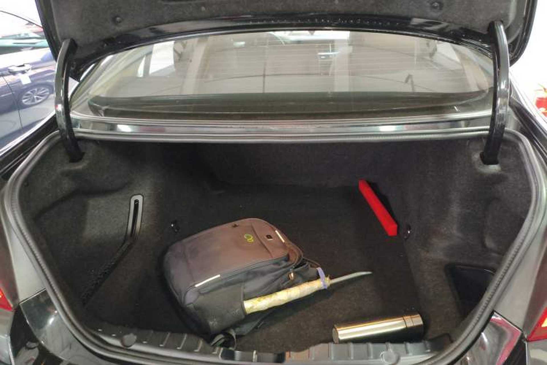 Used BMW 5 Series 2017 525Li Leading Model Trunk