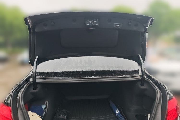 Used BMW 5 Series 2017 520Li Elegant Edition Trunk
