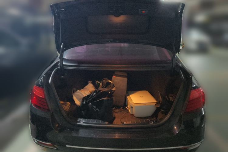 Used BMW 5 Series 2017 525Li Luxury Design Package Trunk