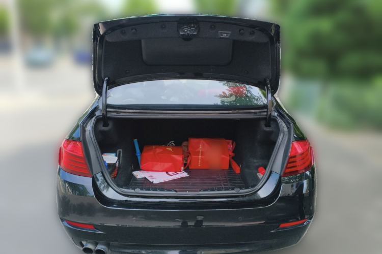 Used BMW 5 Series 2017 520Li Elegant Edition Trunk