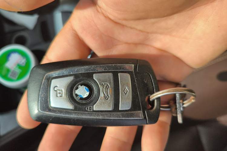 Used BMW 5 Series 2017 525Li Luxury Design Package Vehicle Key