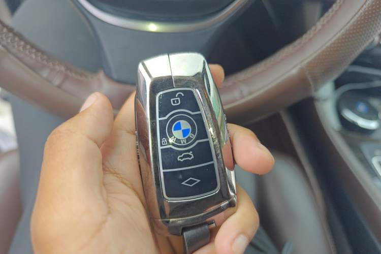 Used BMW 5 Series 2017 525Li Luxury Design Package Vehicle Key