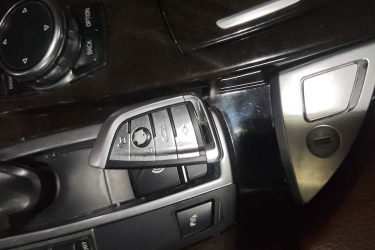 Used BMW 5 Series 2017 528Li Leading Model Vehicle Key