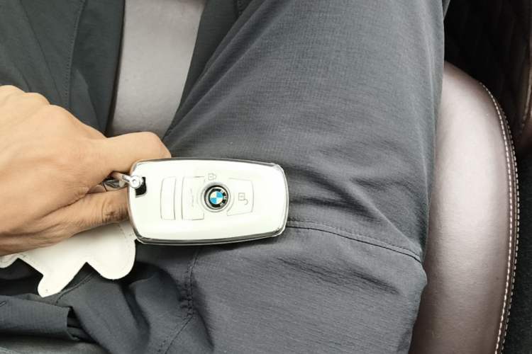 Used BMW 5 Series 2017 525Li Luxury Design Package Vehicle Key