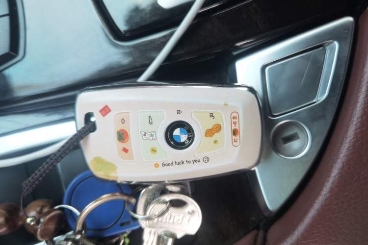 Used BMW 5 Series 2017 525Li Leading Model Vehicle Key
