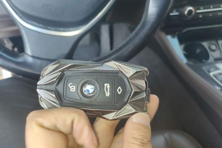 Used BMW 5 Series 2017 525Li Luxury Design Package Vehicle Key