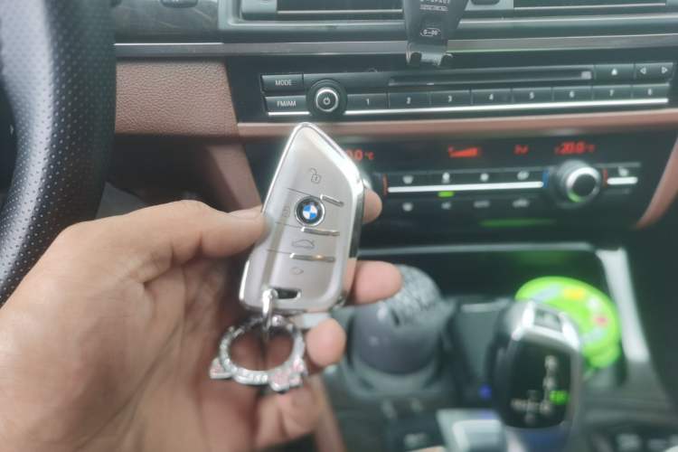 Used BMW 5 Series 2017 525Li Leading Model Vehicle Key