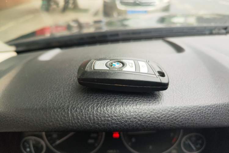 Used BMW 5 Series 2017 520Li Elegant Edition Vehicle Key