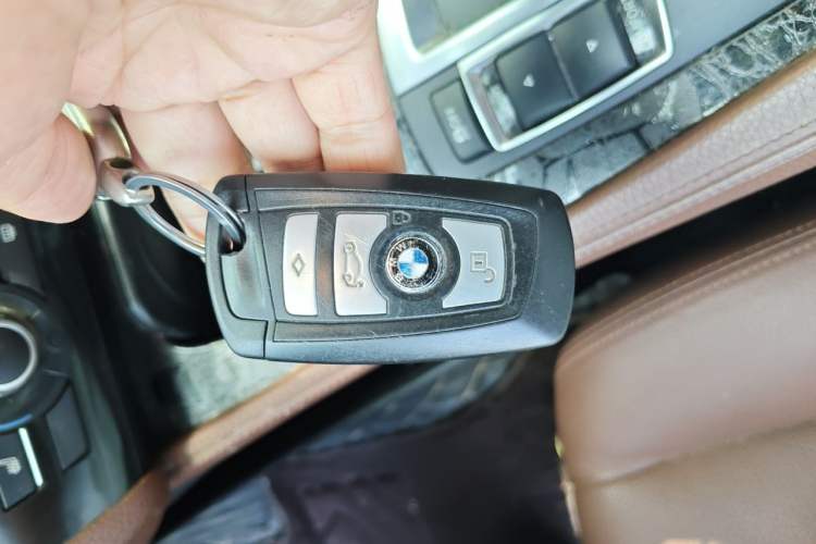 Used BMW 5 Series 2017 520Li Elegant Edition Vehicle Key