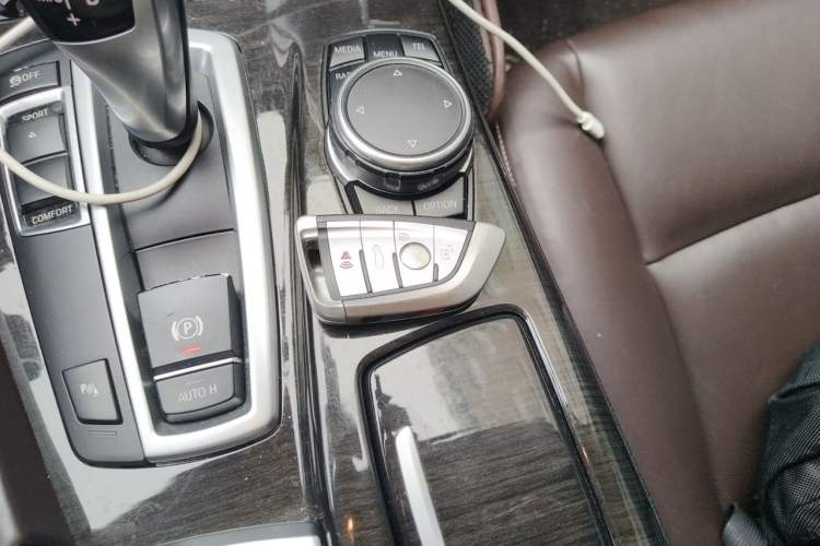 Used BMW 5 Series 2017 525Li Luxury Design Package Vehicle Key