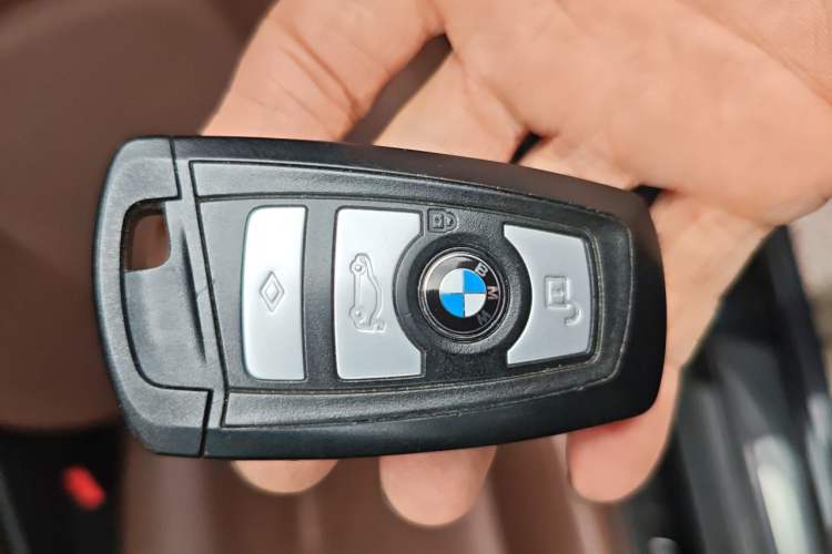 Used BMW 5 Series 2017 520Li Elegant Edition Vehicle Key