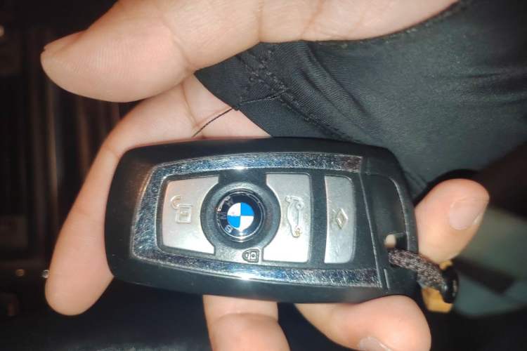Used BMW 5 Series 2017 525Li Leading Model Vehicle Key