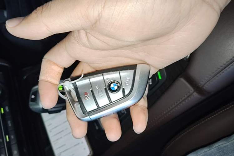 Used BMW 5 Series 2017 525Li Luxury Design Package Vehicle Key