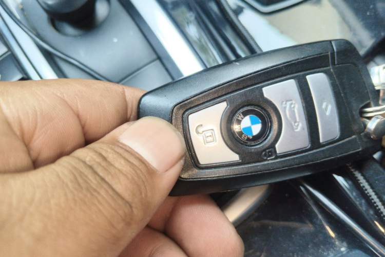 Used BMW 5 Series 2017 520Li Elegant Edition Vehicle Key