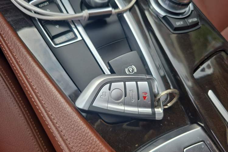 Used BMW 5 Series 2017 525Li Leading Model Vehicle Key