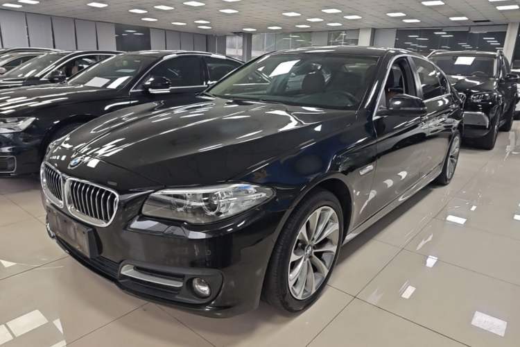 BMW 5 Series 2017 525Li Leading Model d’occasion Guazi used car, China used car export, Used car for sale, Used  cars, Cheapest cars for sale