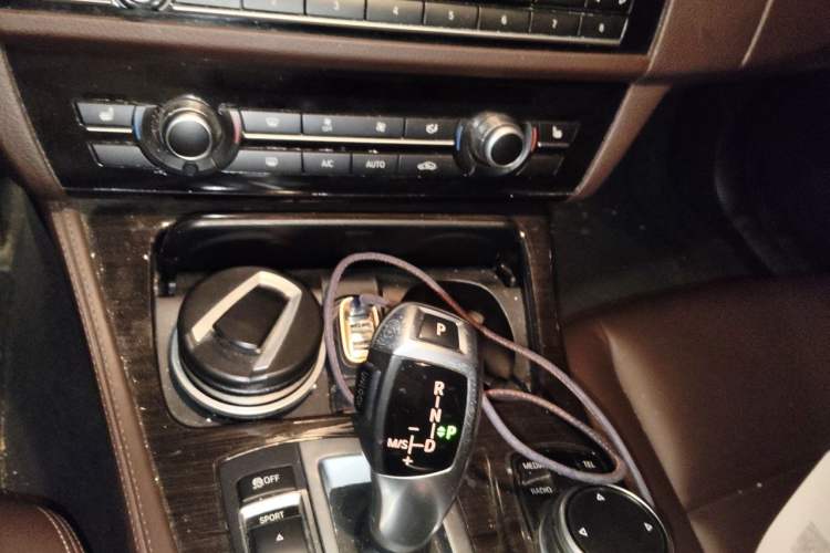 Used BMW 5 Series 2017 525Li Luxury Design Package Gear Lever