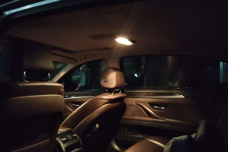 Used BMW 5 Series 2017 525Li Luxury Design Package Headliner