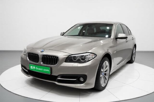 BMW 5 Series 2017 525Li Leading Model usado