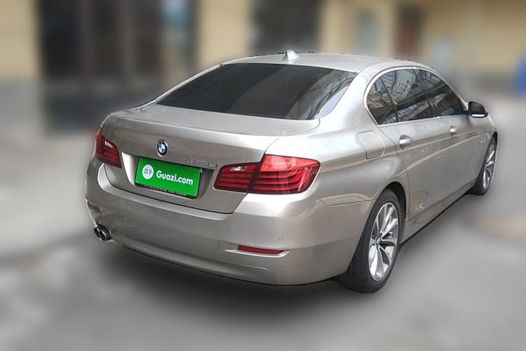 Used BMW 5 Series 2017 525Li Leading Model Rear Right 45 Deg