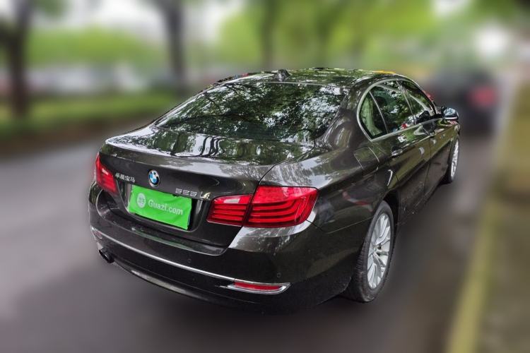 Used BMW 5 Series 2017 525Li Luxury Design Package Rear Right 45 Deg