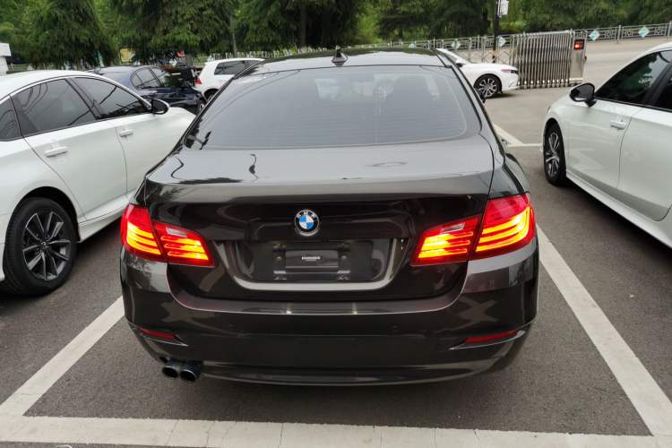 Used BMW 5 Series 2017 525Li Leading Model Rear