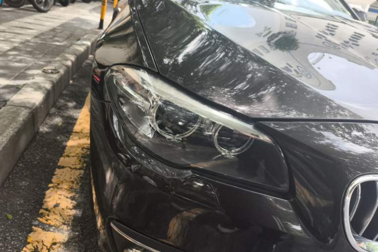 Used BMW 5 Series 2017 525Li Luxury Design Package Right Front Headlight