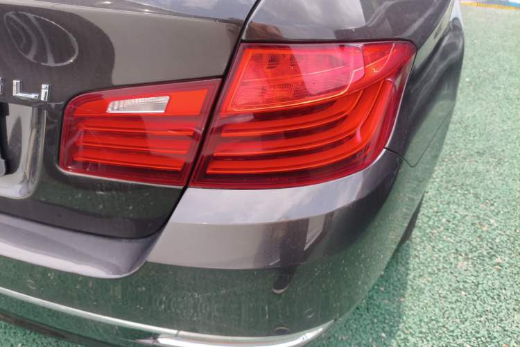 Used BMW 5 Series 2017 525Li Luxury Design Package Right Rear Taillight