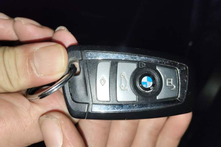 Used BMW 5 Series 2017 525Li Luxury Design Package Vehicle Key