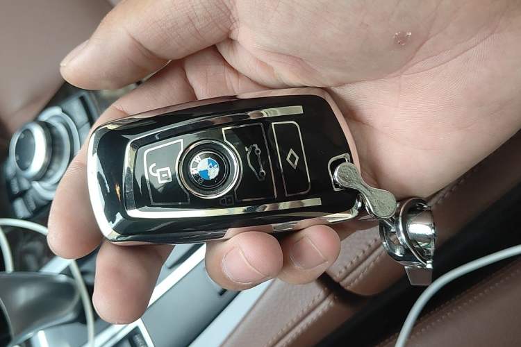 Used BMW 5 Series 2017 525Li Leading Model Vehicle Key