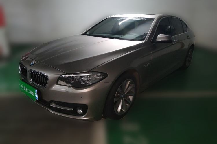 Used BMW 5 Series 2017 525Li Leading Model Guazi used car, China used car export, Used car for sale, Used cars, Cheapest cars for sale
