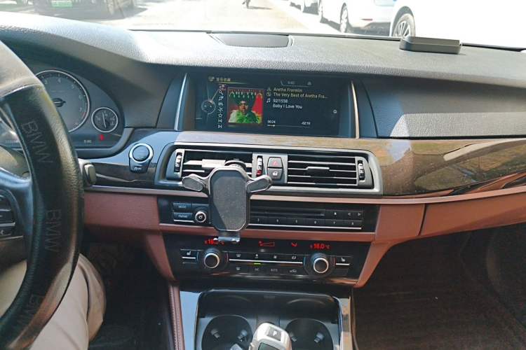 Used BMW 5 Series 2017 525Li Leading Model Audio And AC Panel