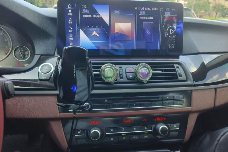 Used BMW 5 Series 2017 525Li Leading Model Audio And AC Panel