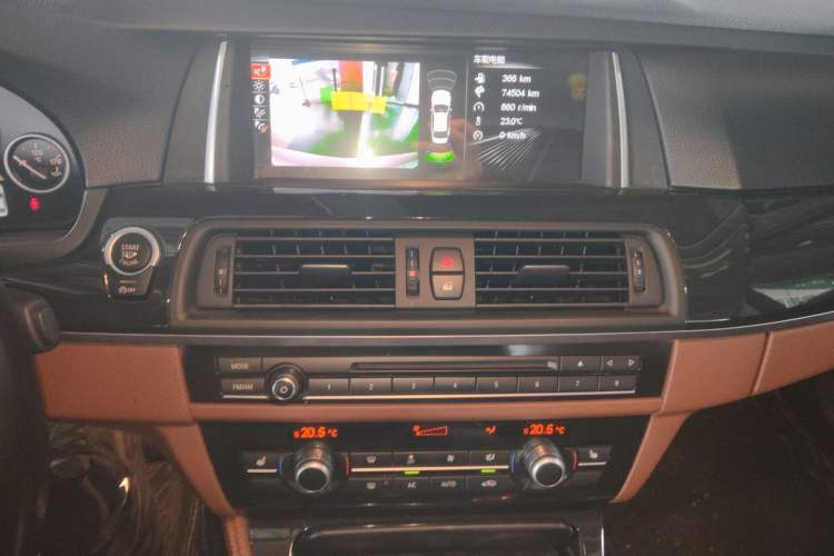 Used BMW 5 Series 2017 520Li Elegant Edition Audio And AC Panel
