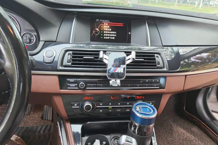 Used BMW 5 Series 2017 520Li Elegant Edition Audio And AC Panel